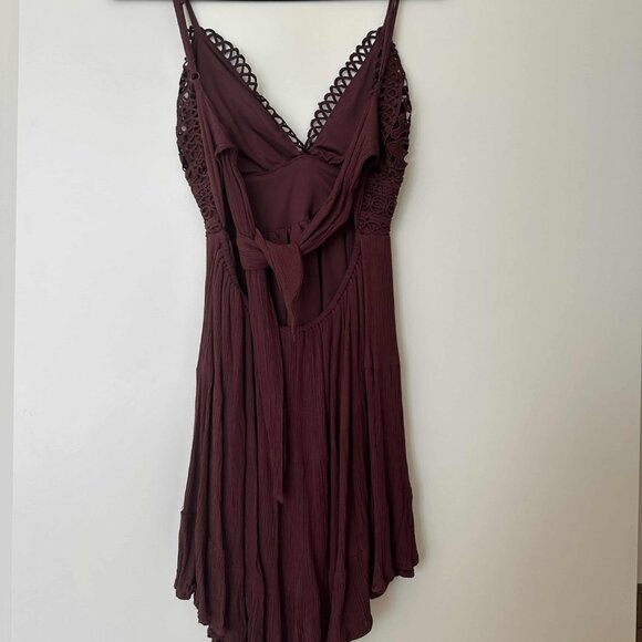 Burgundy Strappy Dress - Picture 2 of 3